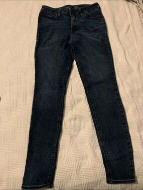 Old Navy Skinny Jeans in Dark Indigo